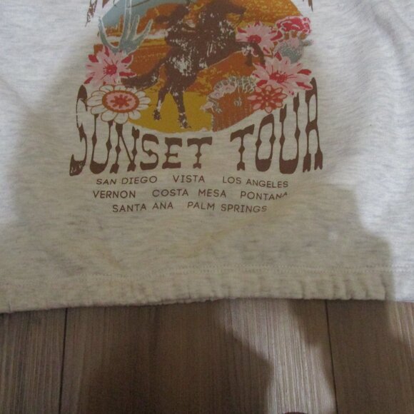 NWT Adorable Cozy Lucky Brand Girls Desert Flower Sweatshirt size 7 grey/beige - Picture 16 of 17